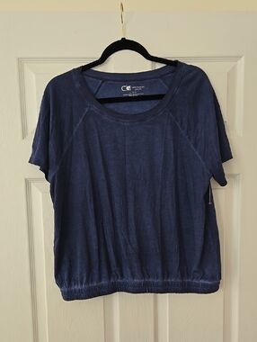 NWOT Cable & Gauge Navy Short Sleeve Scoop Neck Cinched Waist Tee